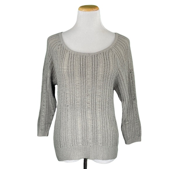 dELiA*s Light Gray Long Sleeve Scoop Neck Knit Sweater